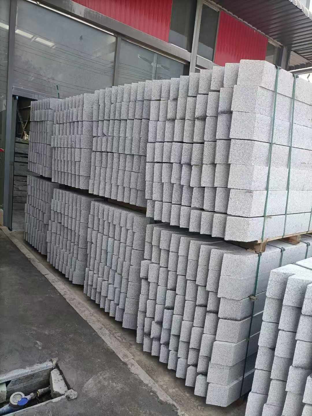 定西芝麻白树围石 树池