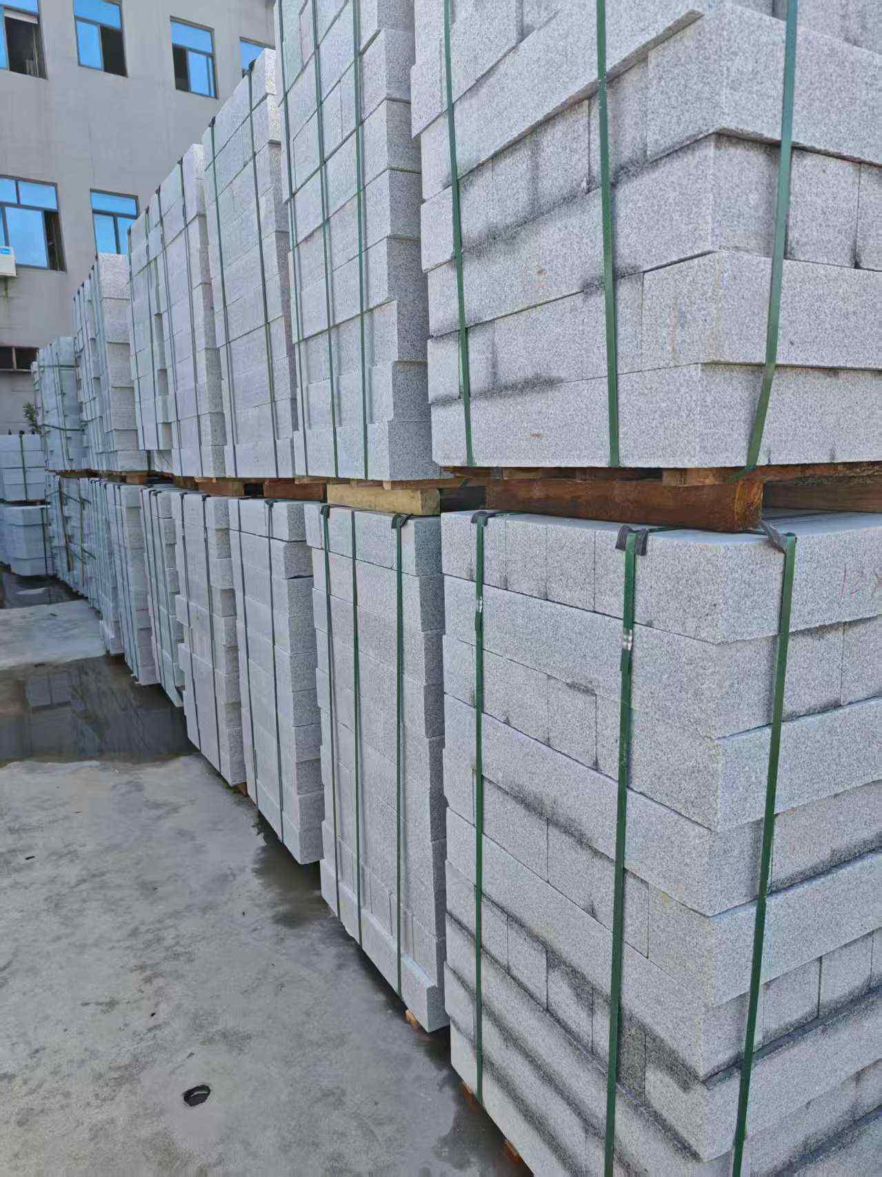 定西芝麻白路牙石，路侧石